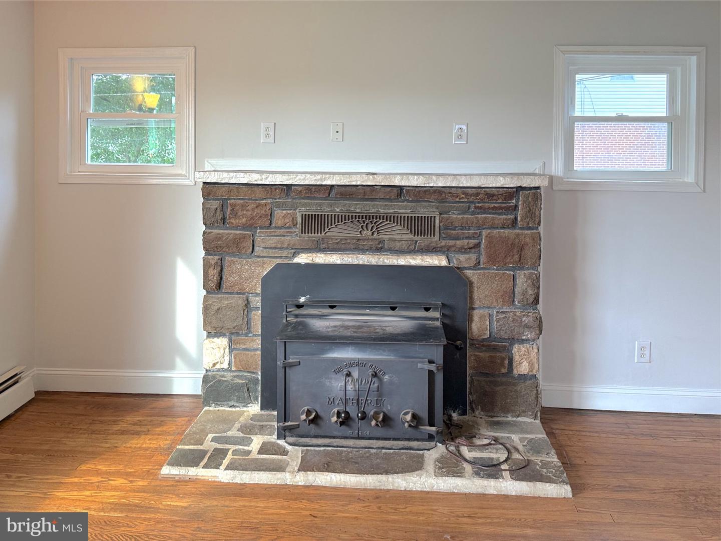 909 Chromine Rd Property Photo 10