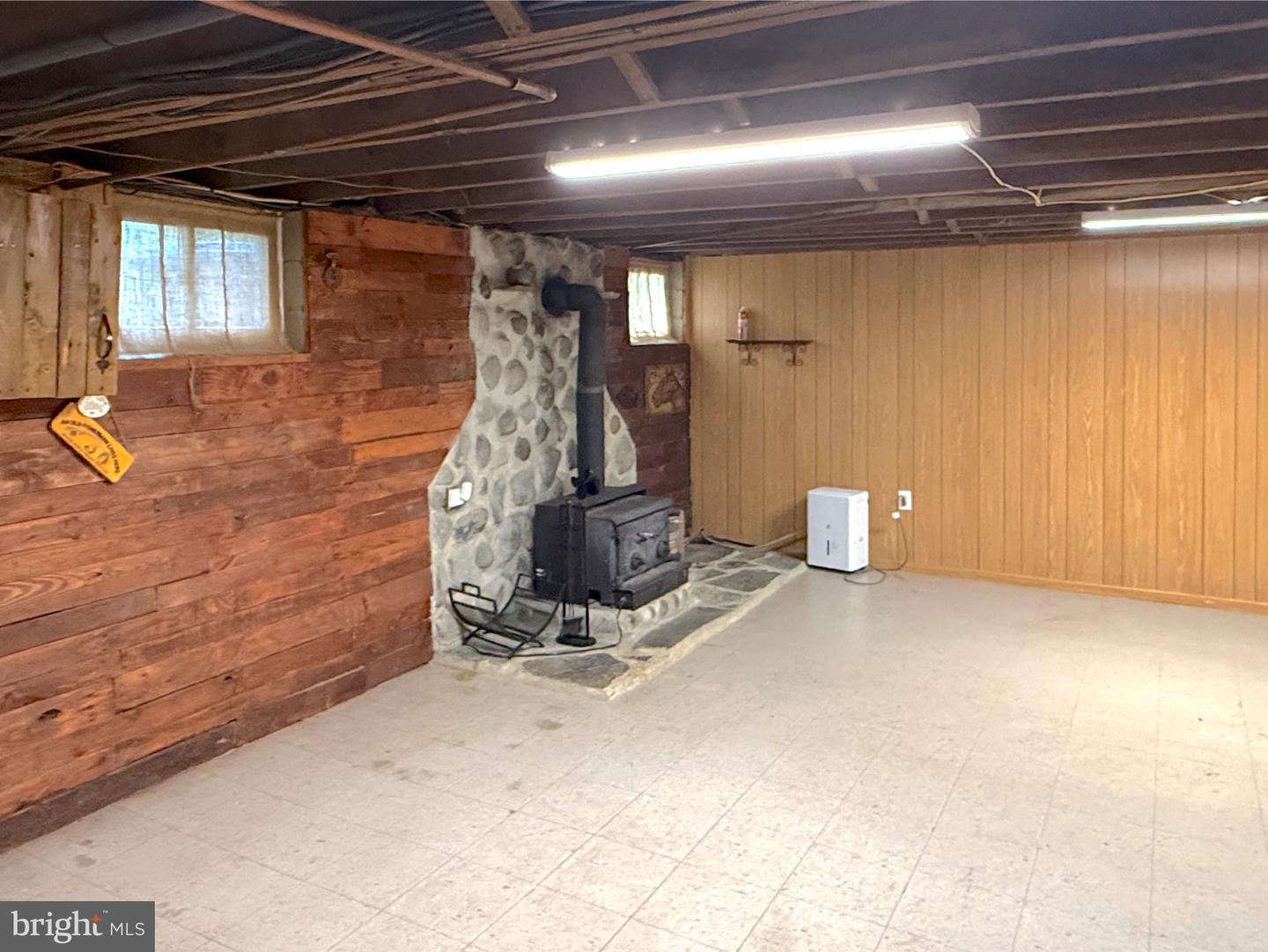 909 Chromine Rd Property Photo 31