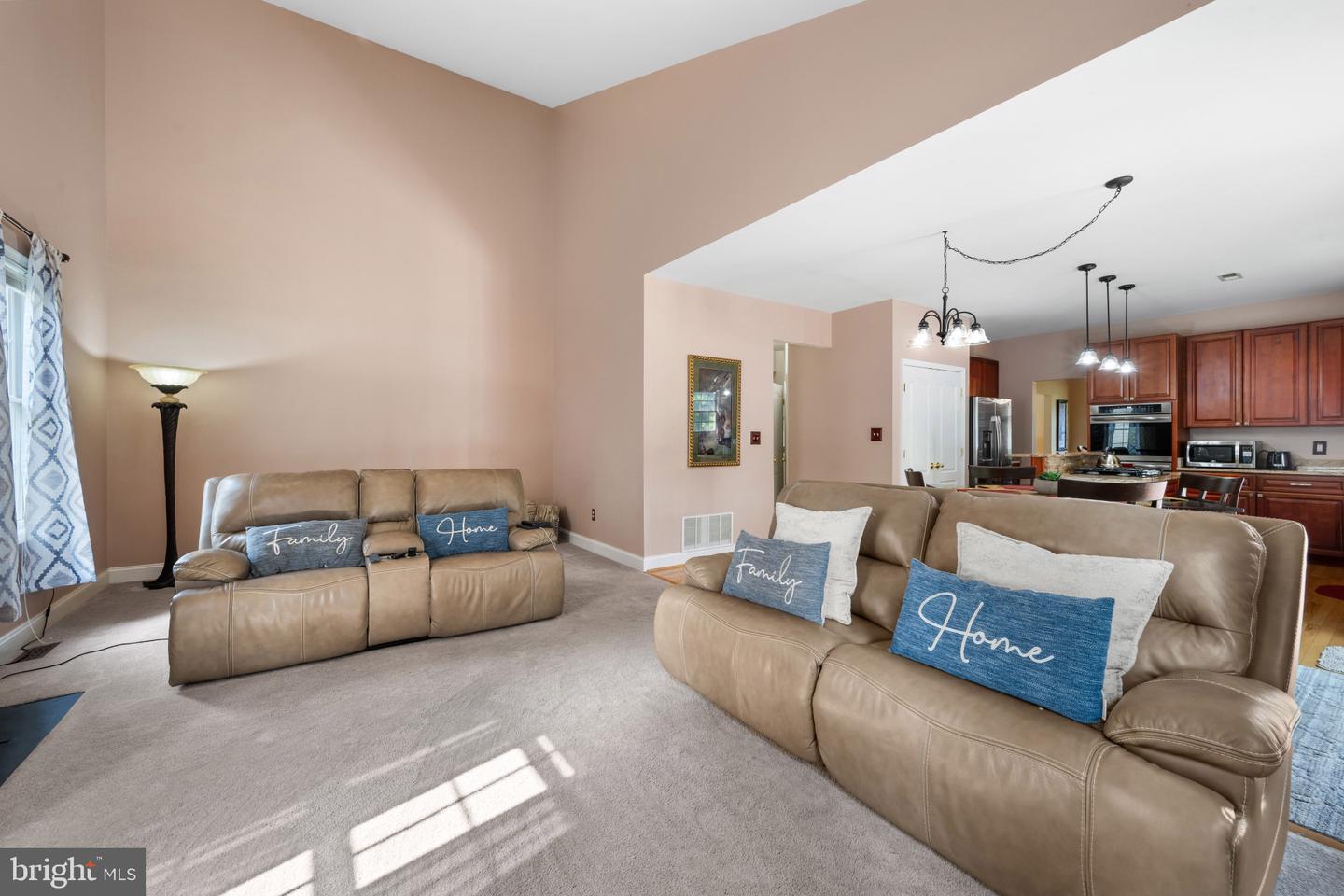 9532 Lyonswood Dr Property Photo 15
