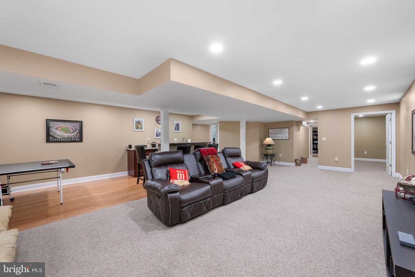 9532 Lyonswood Dr Property Photo 21