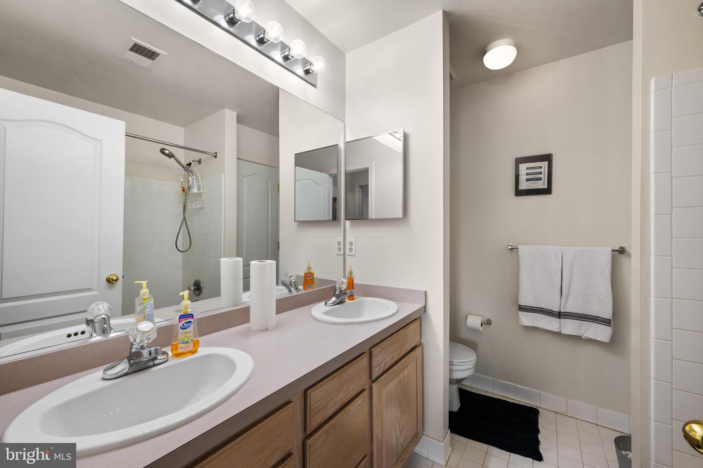 9532 Lyonswood Dr Property Photo 31
