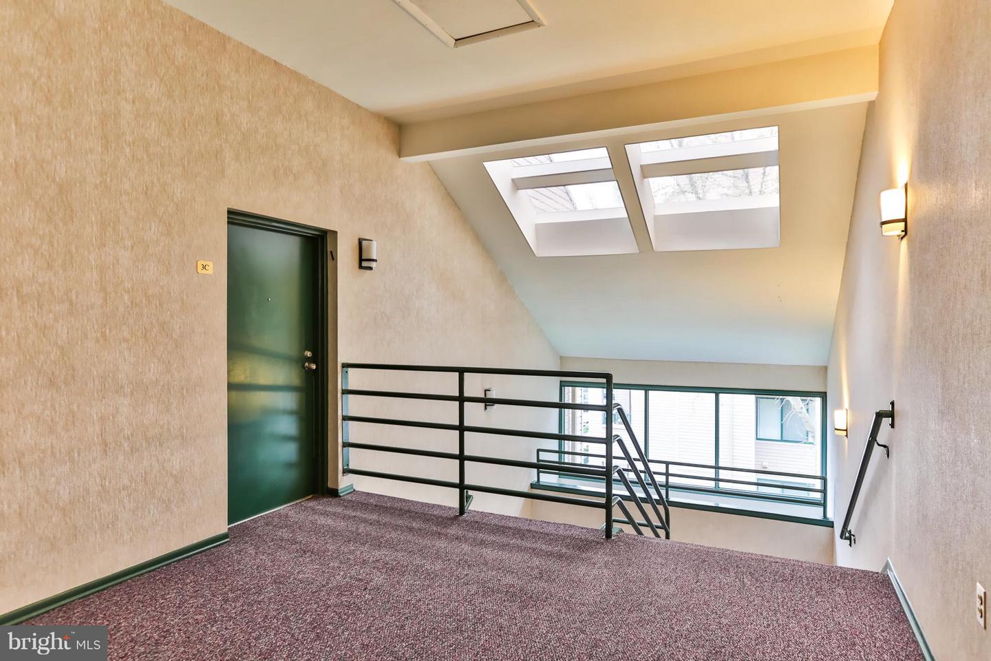6 Winners Cir #3c Property Photo 2