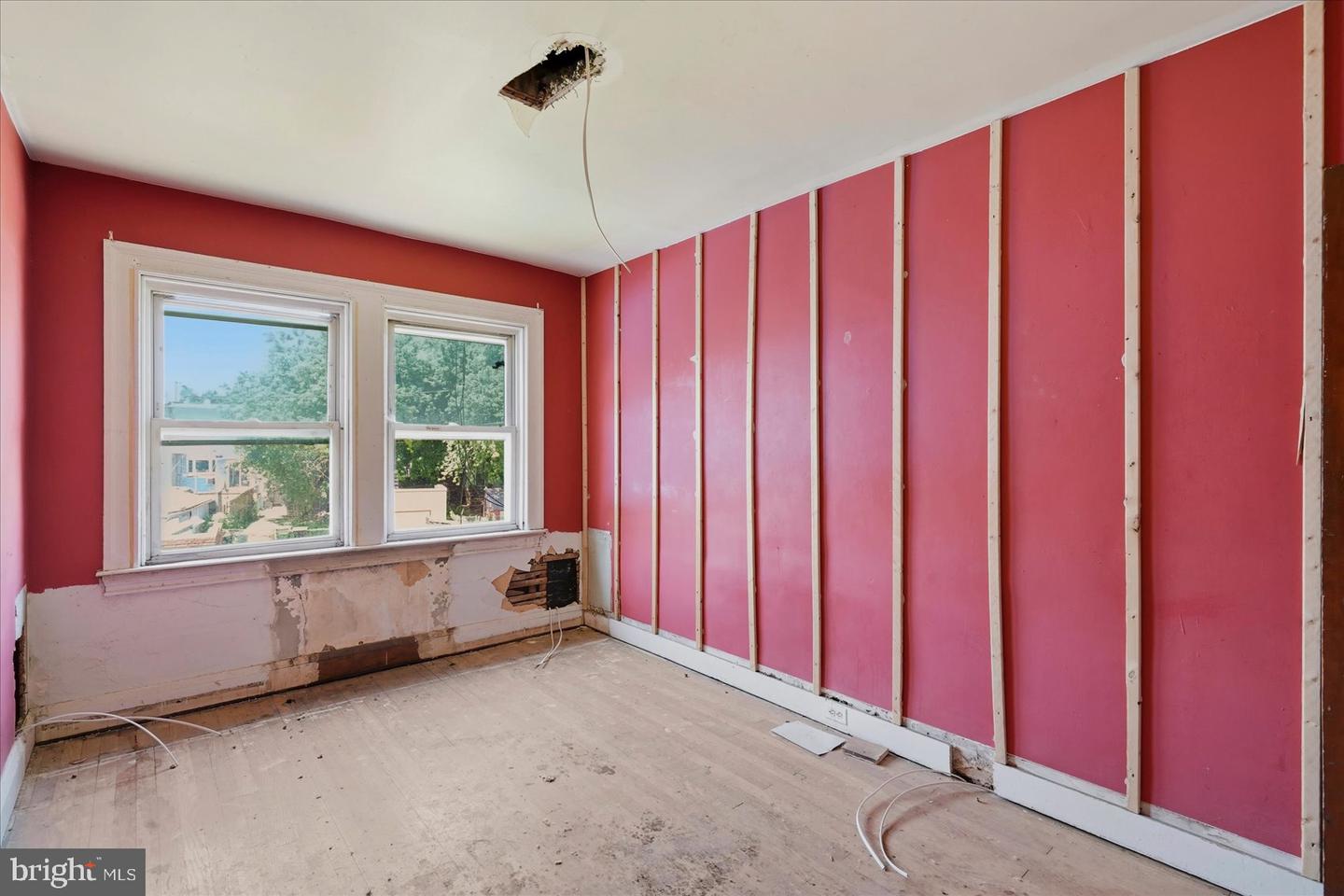 74 N Dundalk Ave Property Photo 10