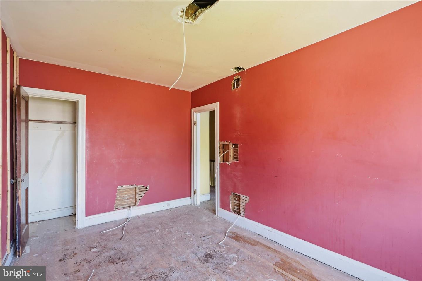 74 N Dundalk Ave Property Photo 11