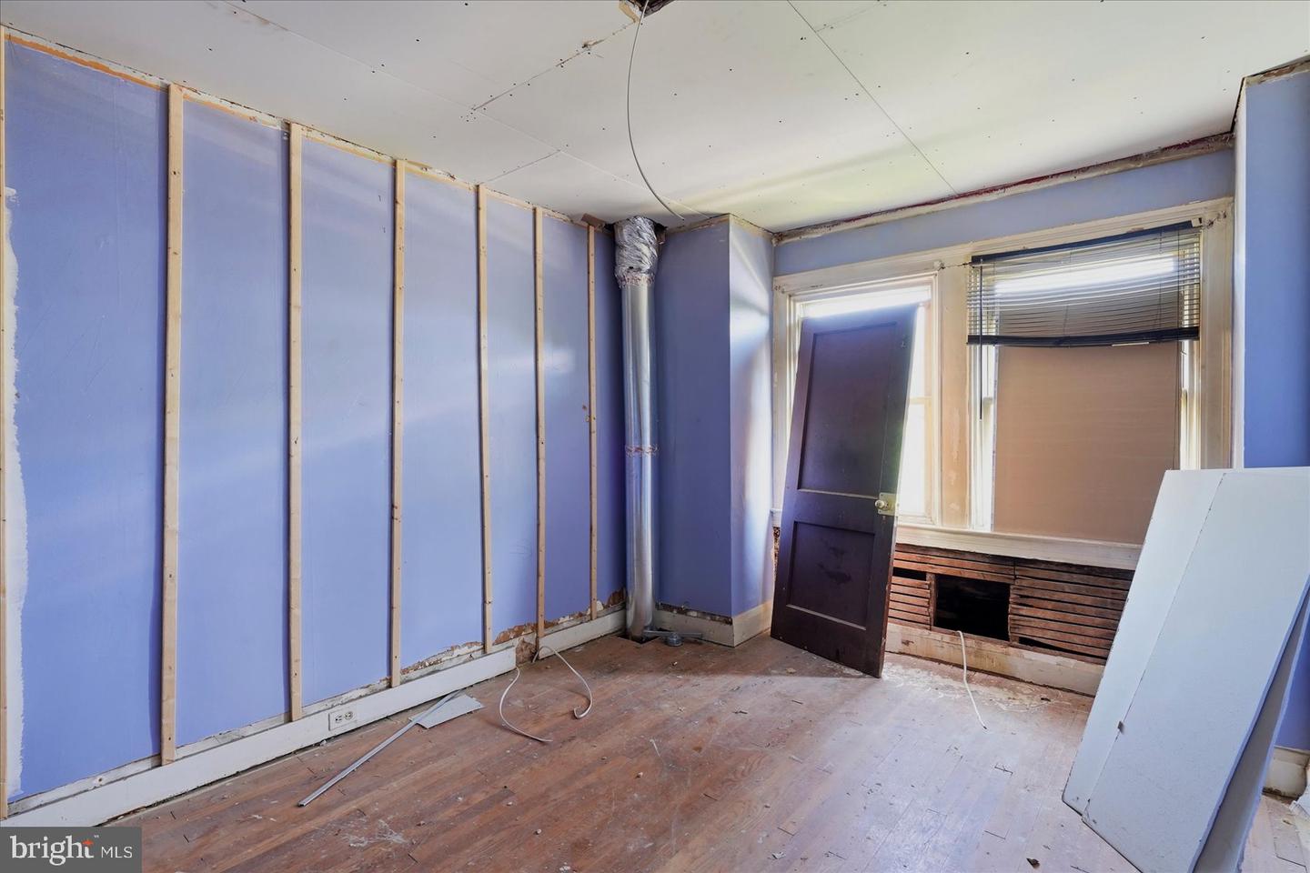74 N Dundalk Ave Property Photo 13