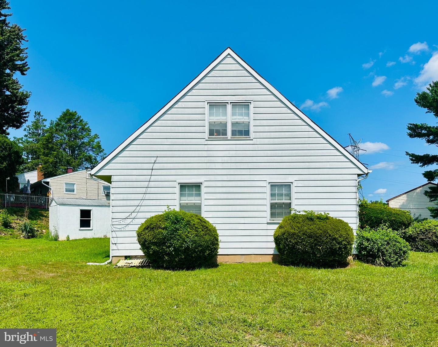 17 S Ritters Ln Property Photo 5