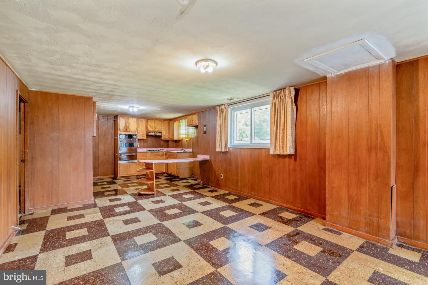6812 Fox Meadow Rd Property Photo 19