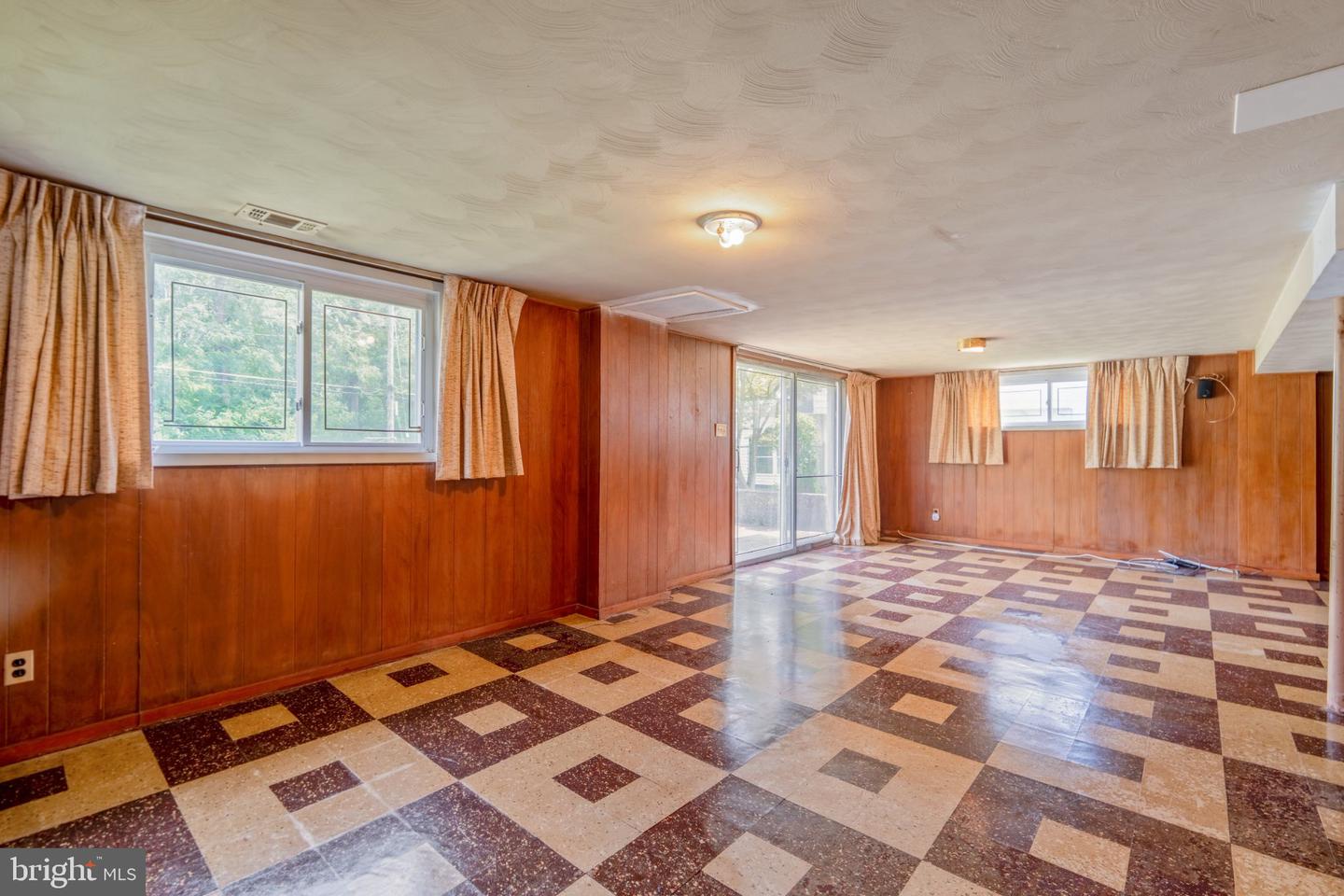 6812 Fox Meadow Rd Property Photo 20