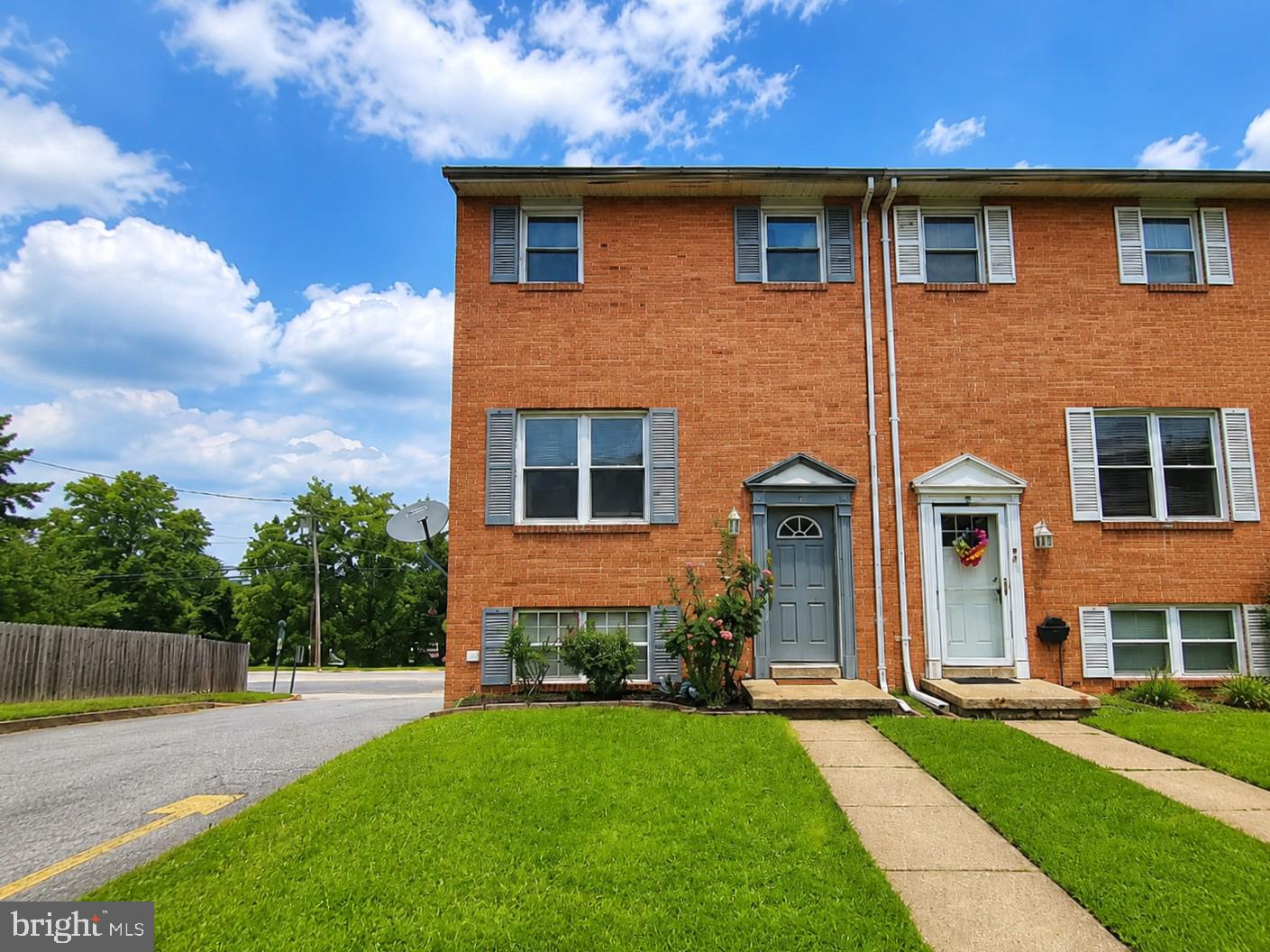 1 Talister Ct Property Photo 1