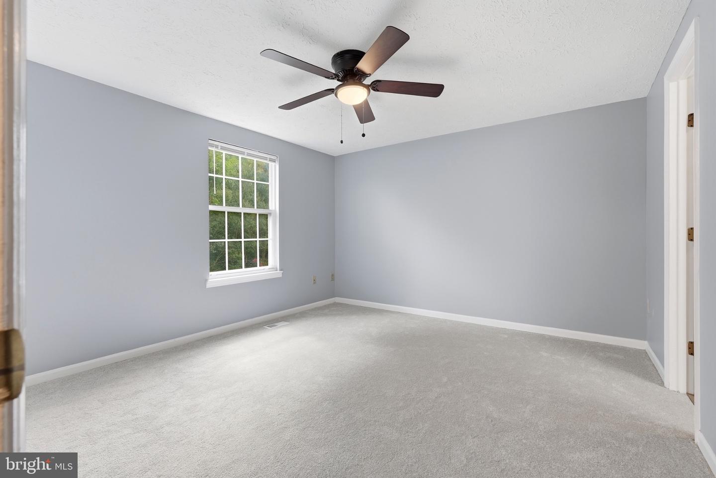 2013 Cedar Barn Way Property Photo 13