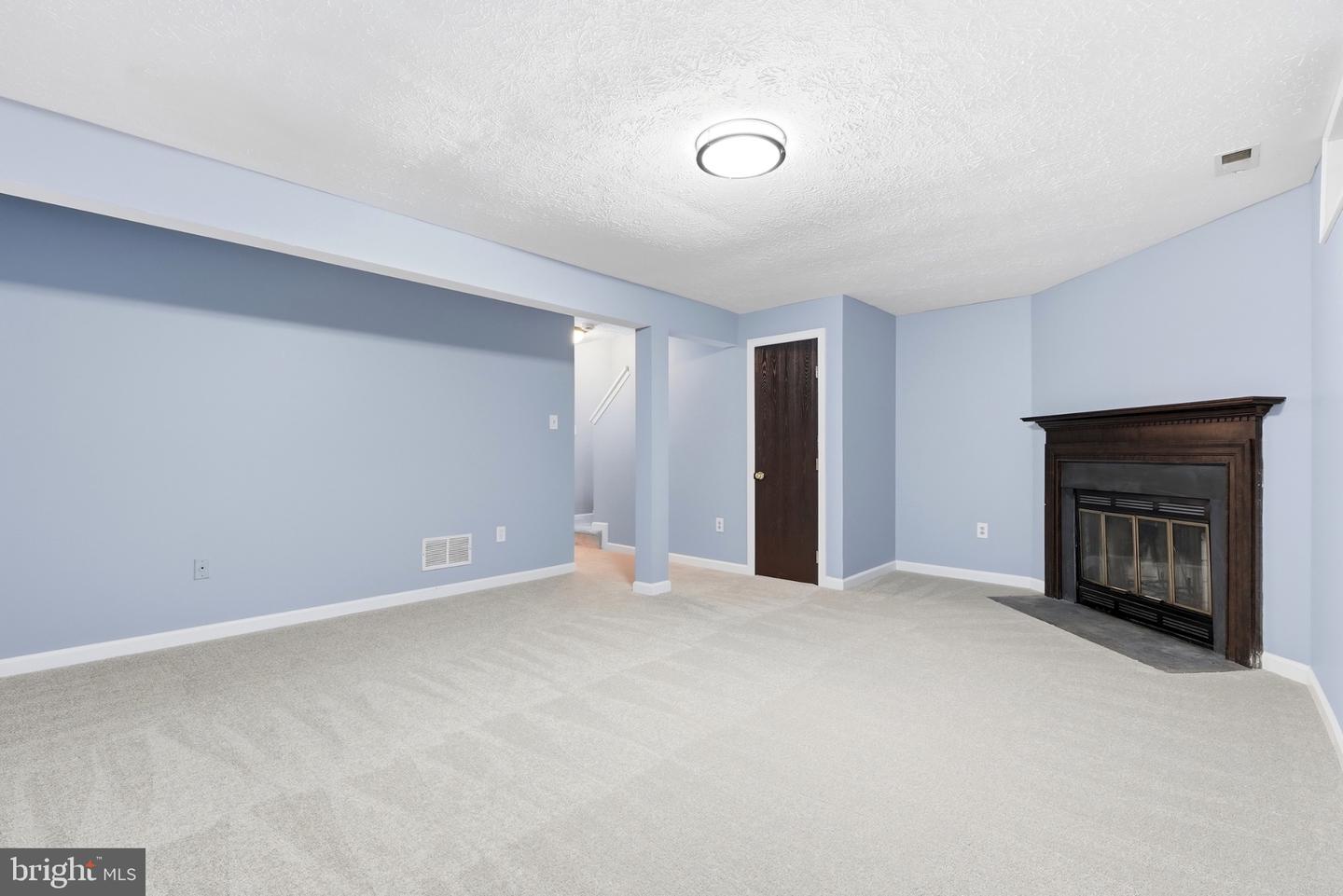 2013 Cedar Barn Way Property Photo 24