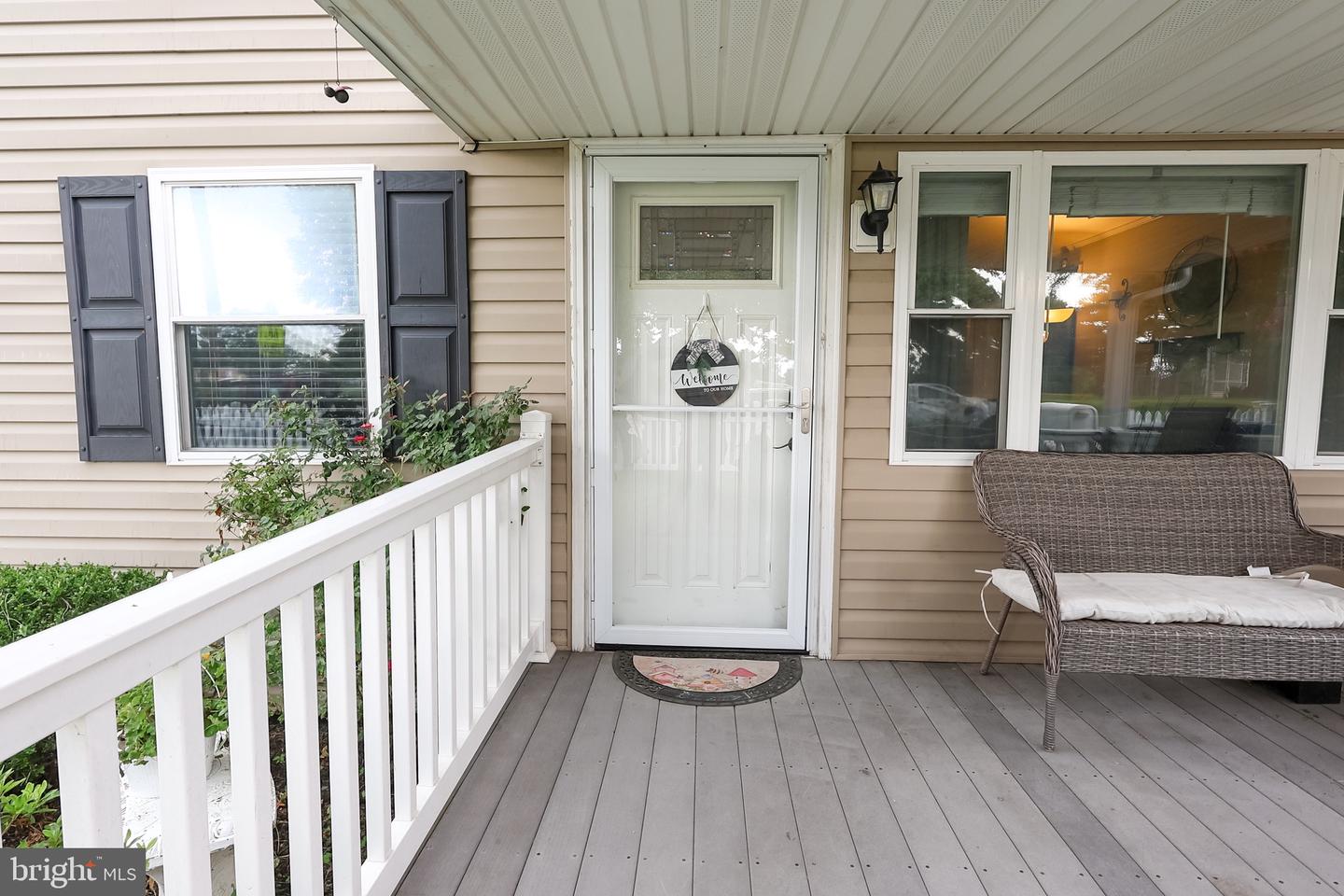 7636 Dunmanway Property Photo 4