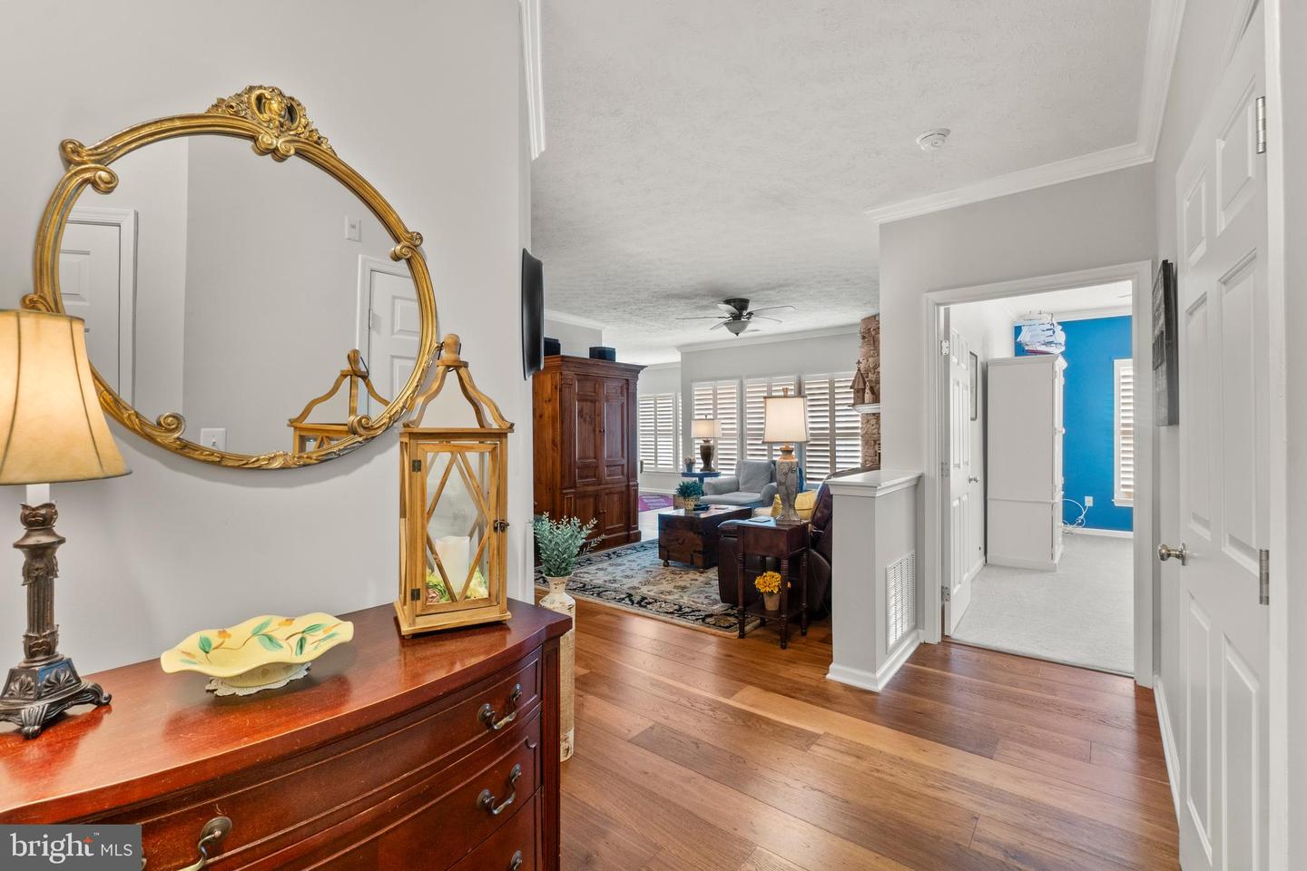 9501 Kingscroft Ter #h Property Photo 2