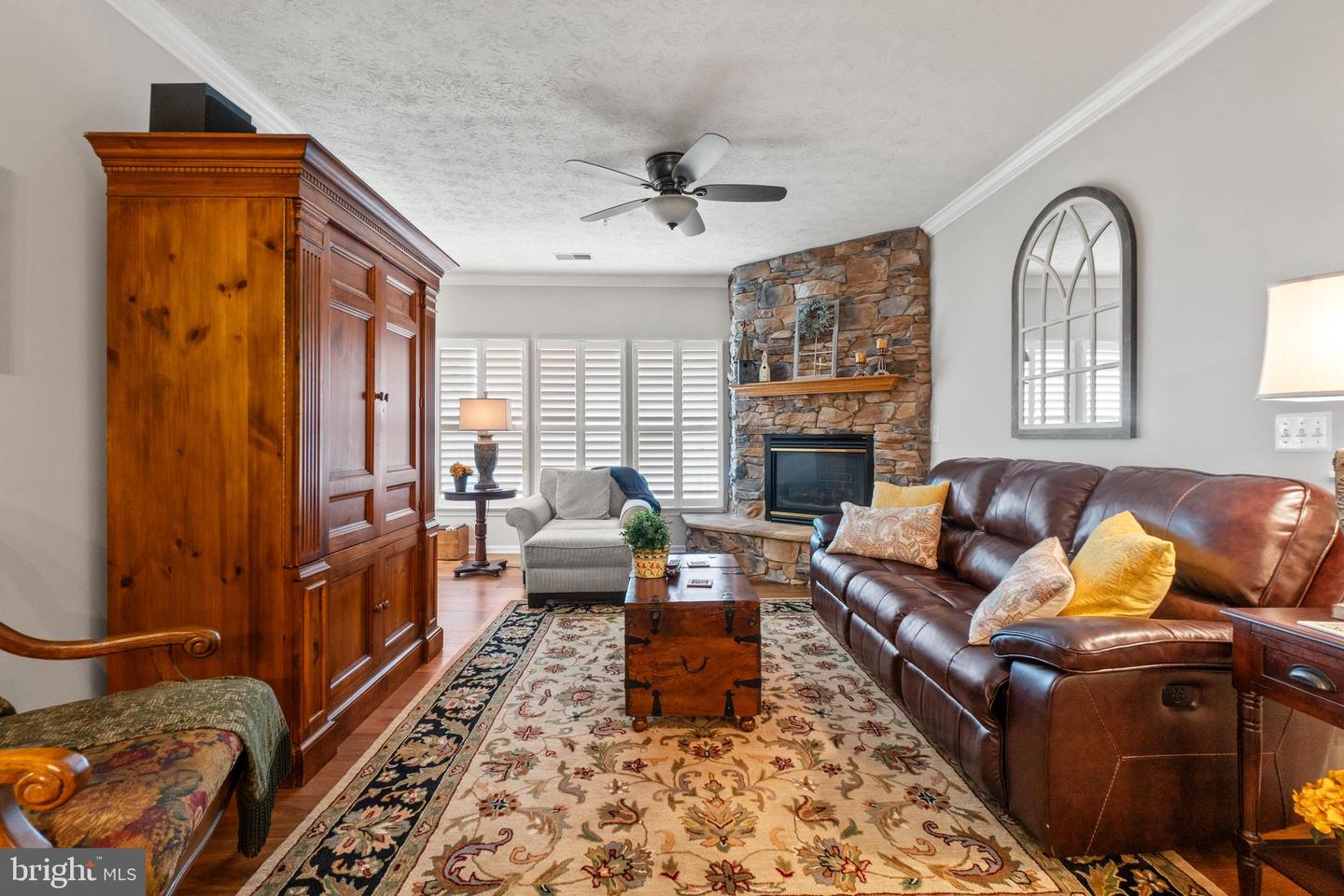 9501 Kingscroft Ter #h Property Photo 4