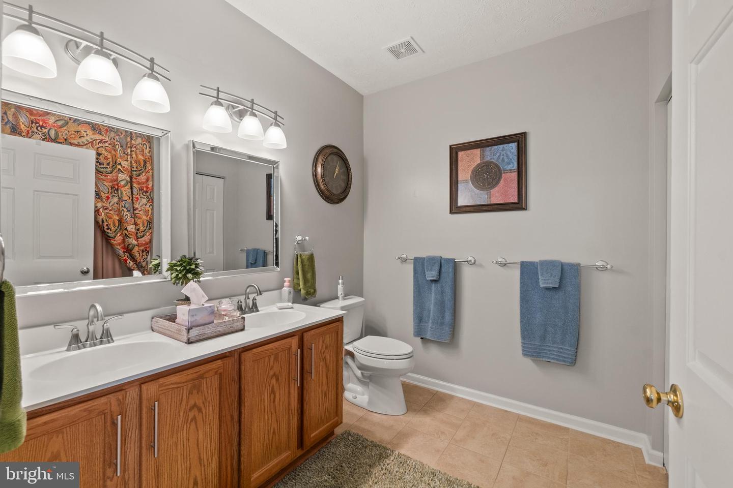 9501 Kingscroft Ter #h Property Photo 23