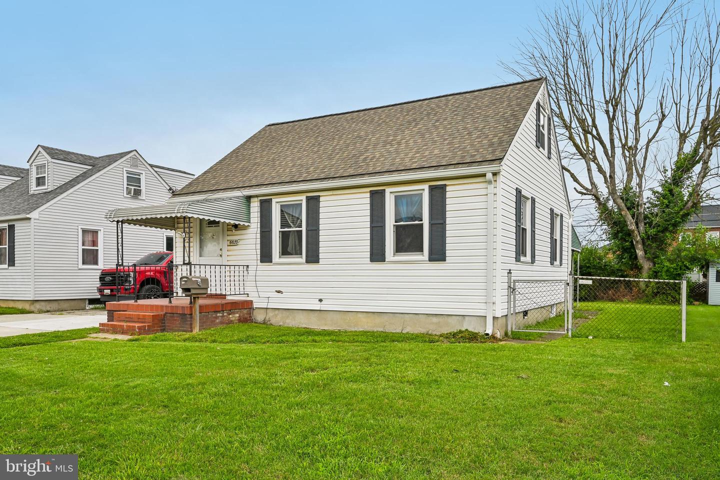6820 Bessemer Ave Property Photo 4