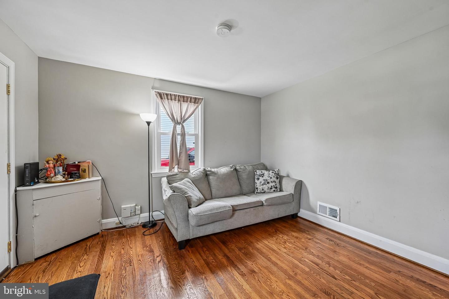 6820 Bessemer Ave Property Photo 10