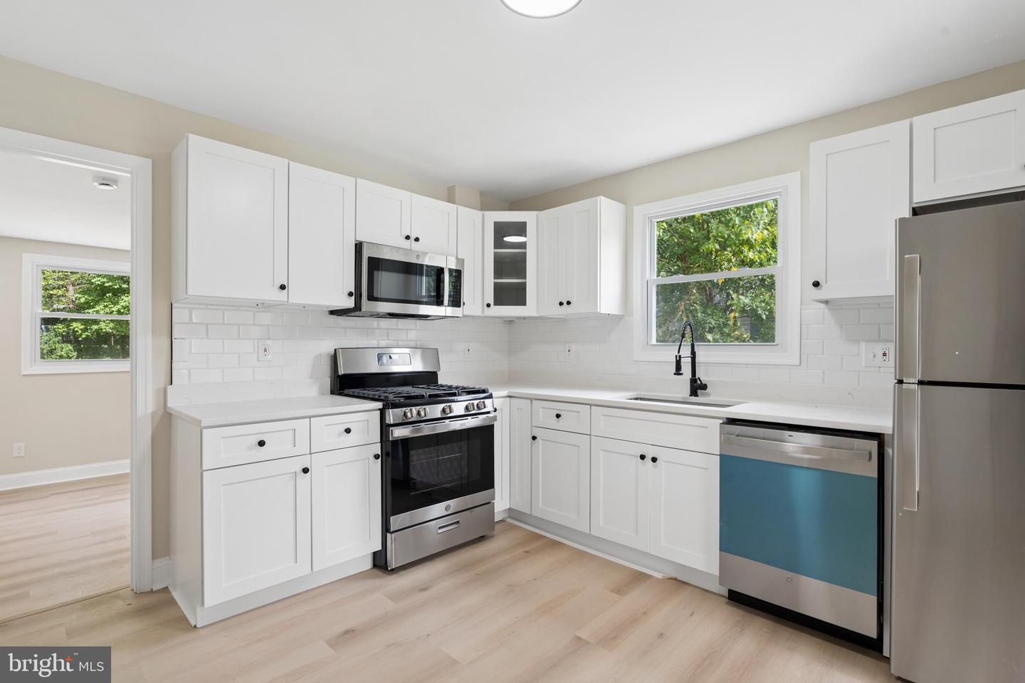 709 Templecliff Property Photo 8