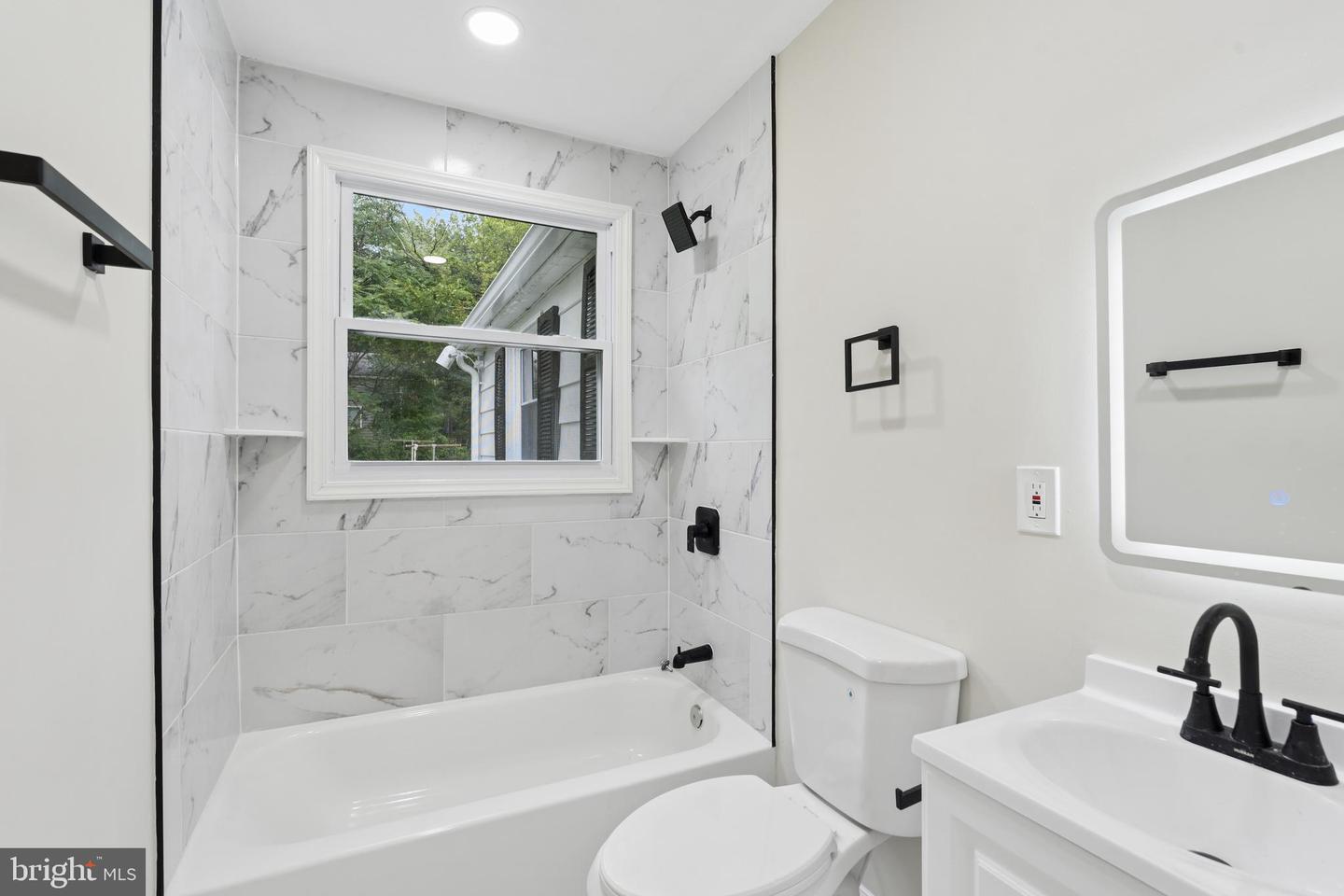 709 Templecliff Property Photo 16
