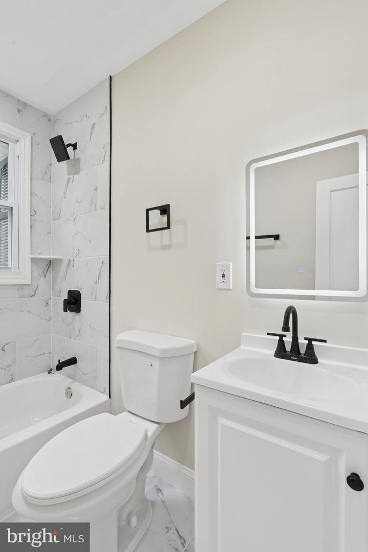 709 Templecliff Property Photo 17