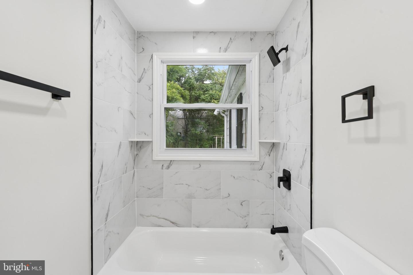 709 Templecliff Property Photo 18