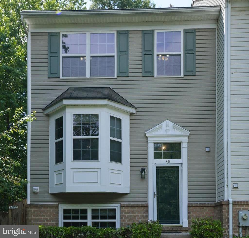 30 Flaxleaf Ct Property Photo 2