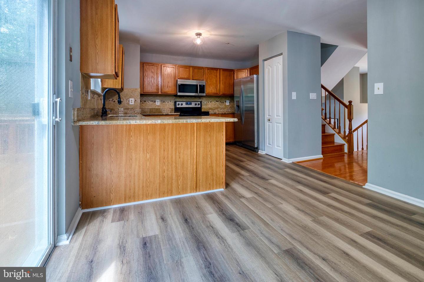 30 Flaxleaf Ct Property Photo 10