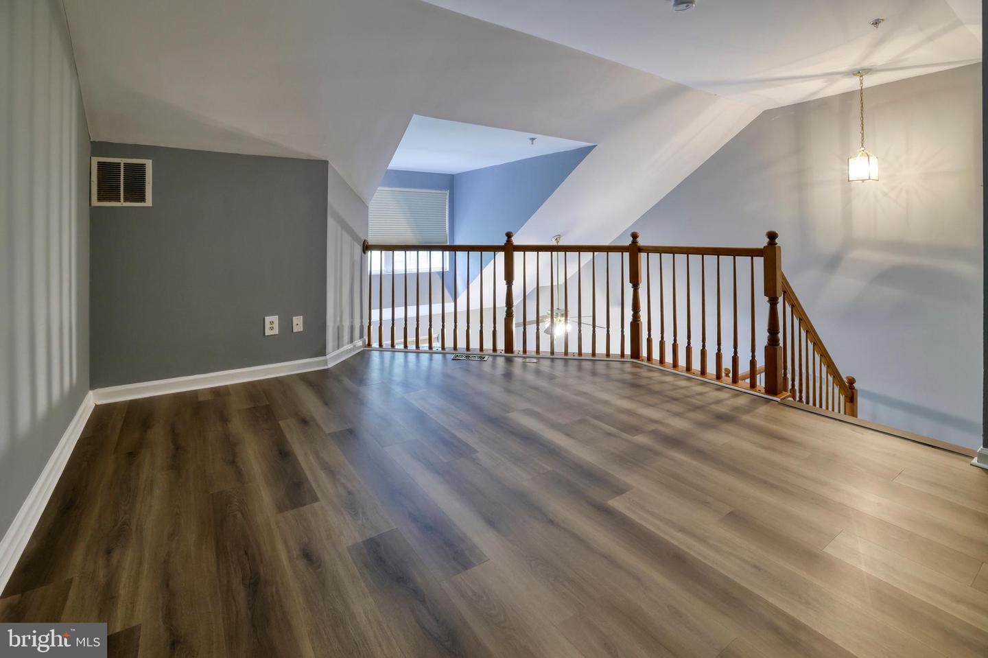 30 Flaxleaf Ct Property Photo 14