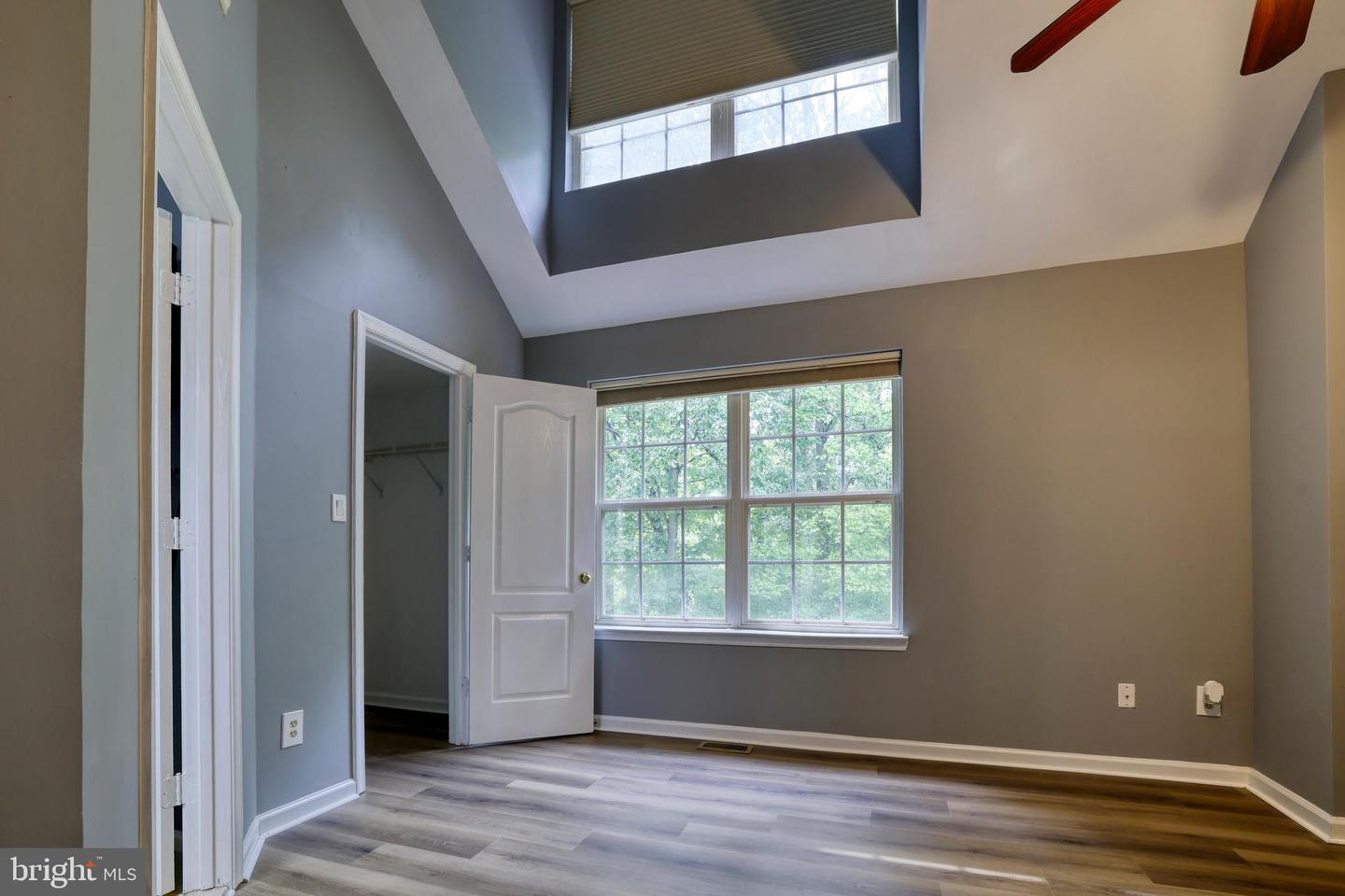 30 Flaxleaf Ct Property Photo 15