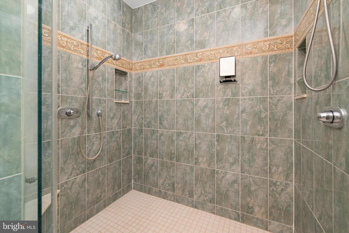2605 Chestnut Woods Ct Property Photo 39