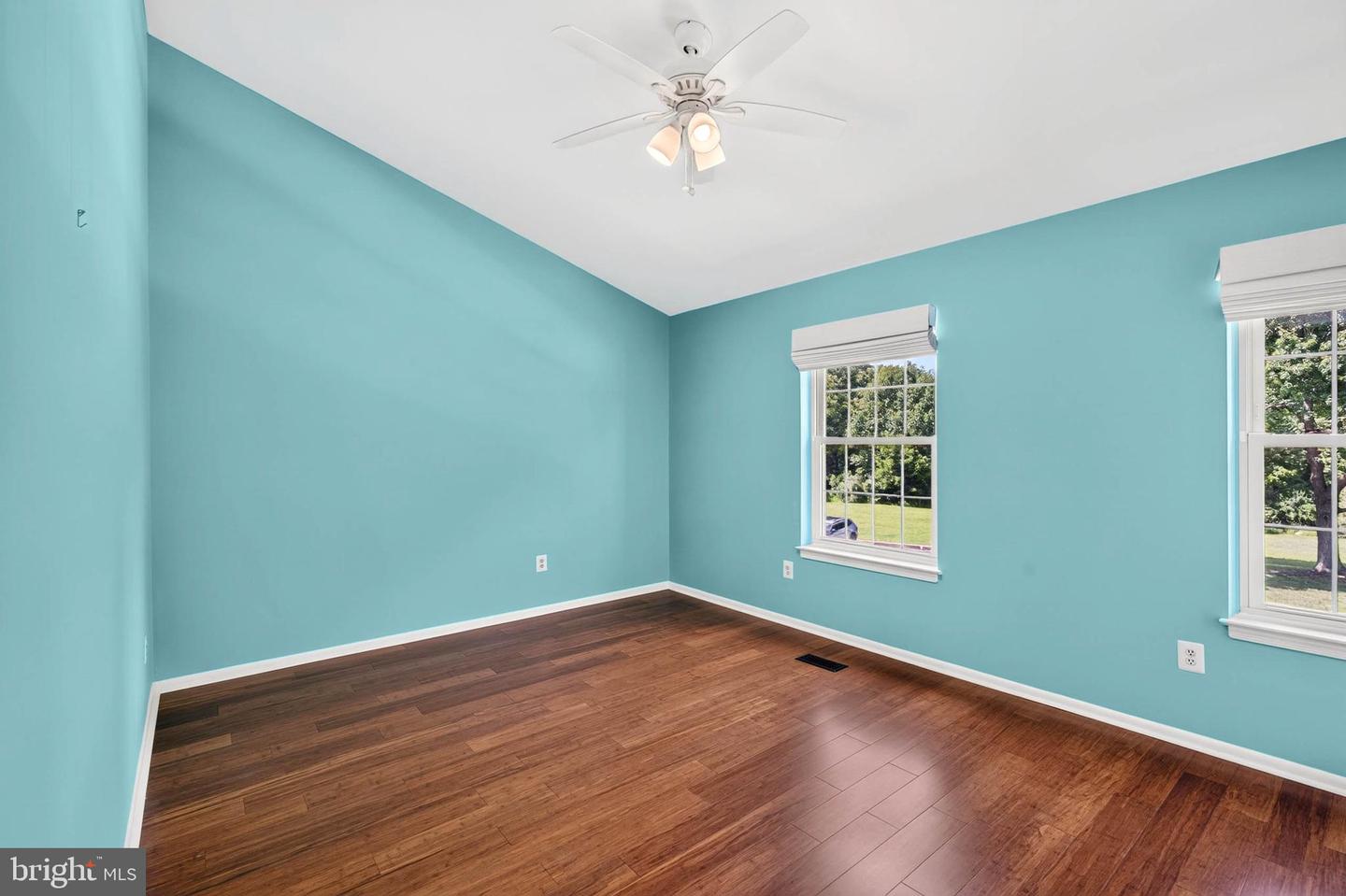 21 Far Corners Loop Property Photo 18