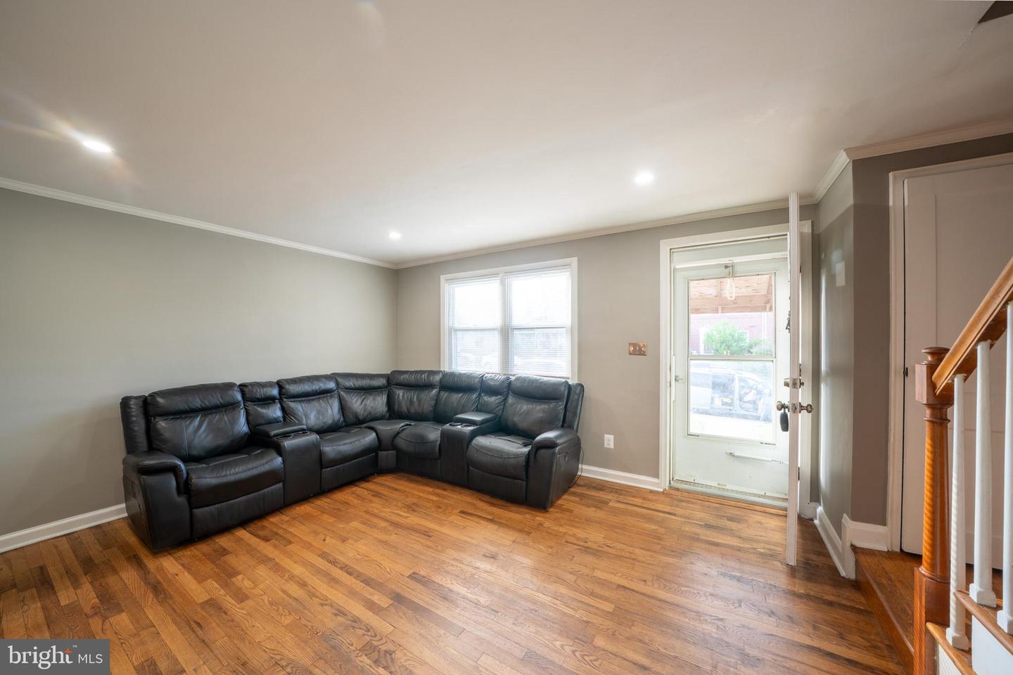 705 Eastshire Dr Property Photo 4