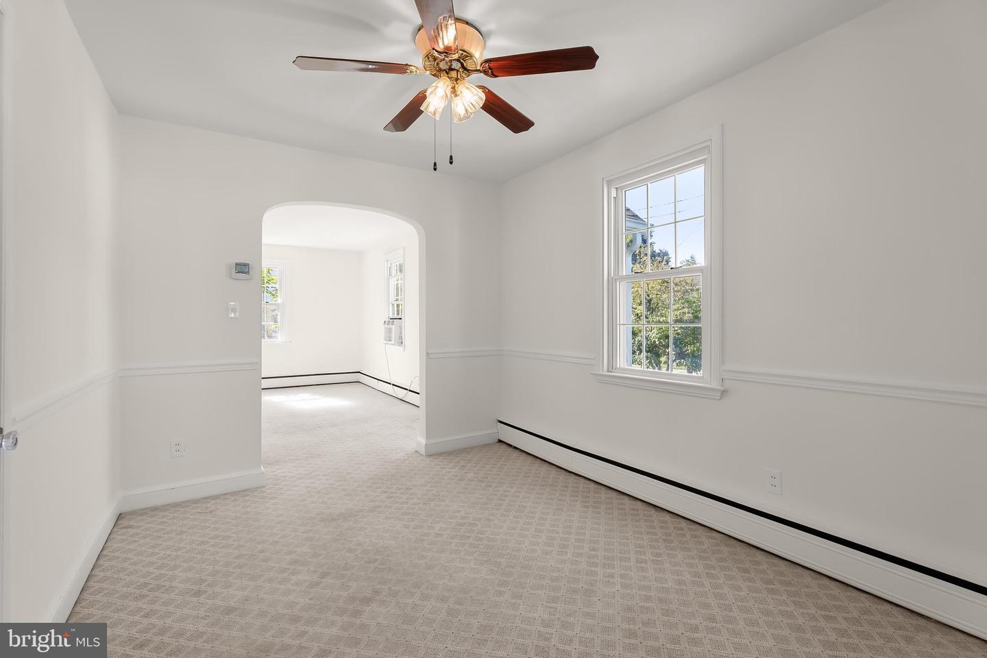 159 Sanford Ave Property Photo 7