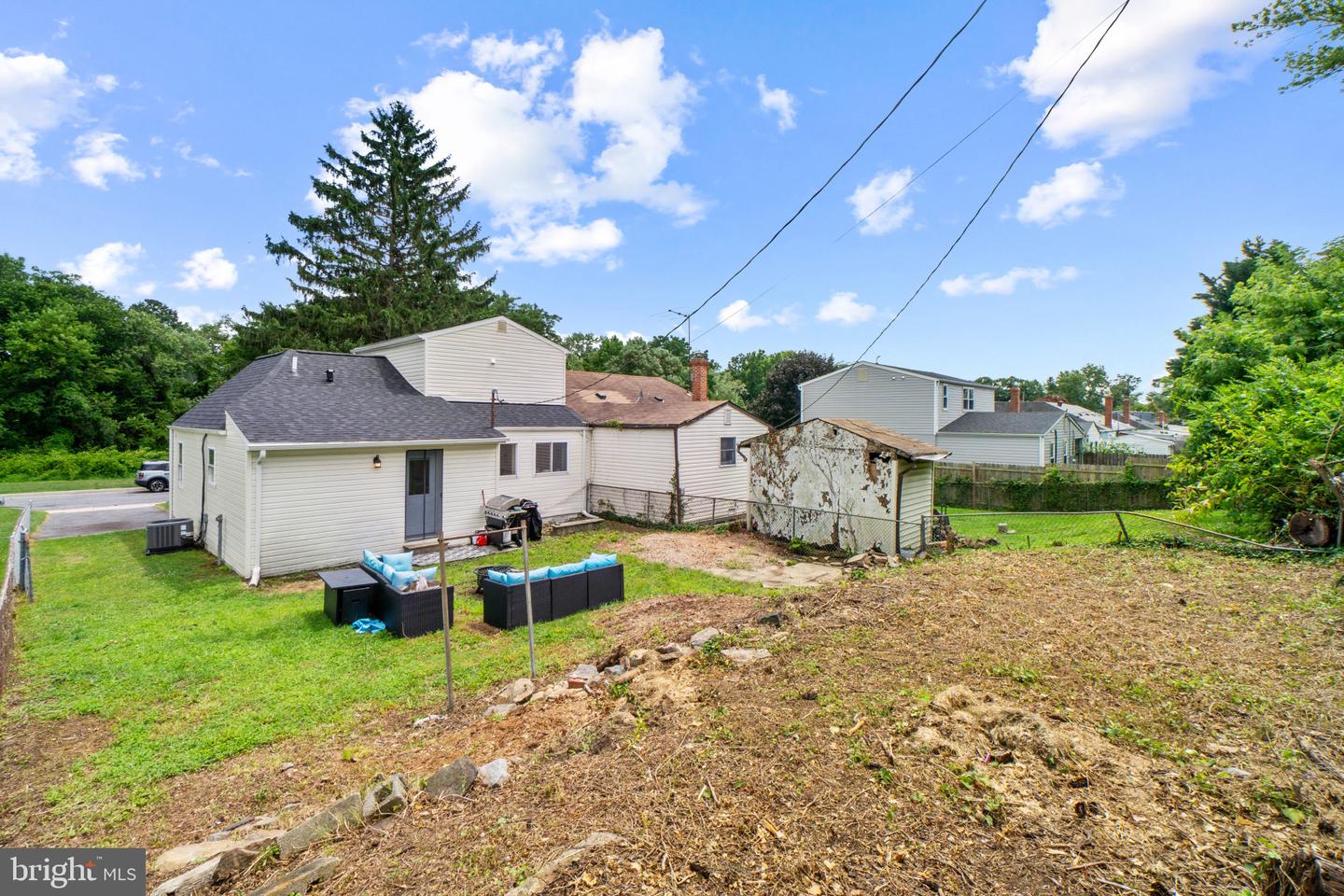 610 Meadow Rd Property Photo 32