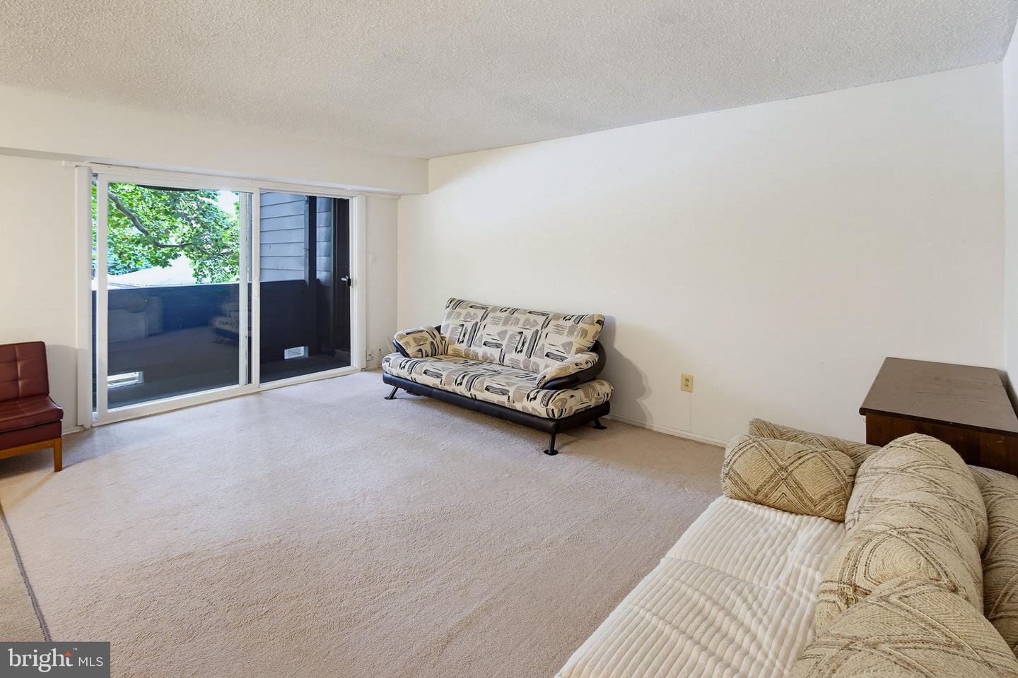 13 Suntop Ct #101 Property Photo 5