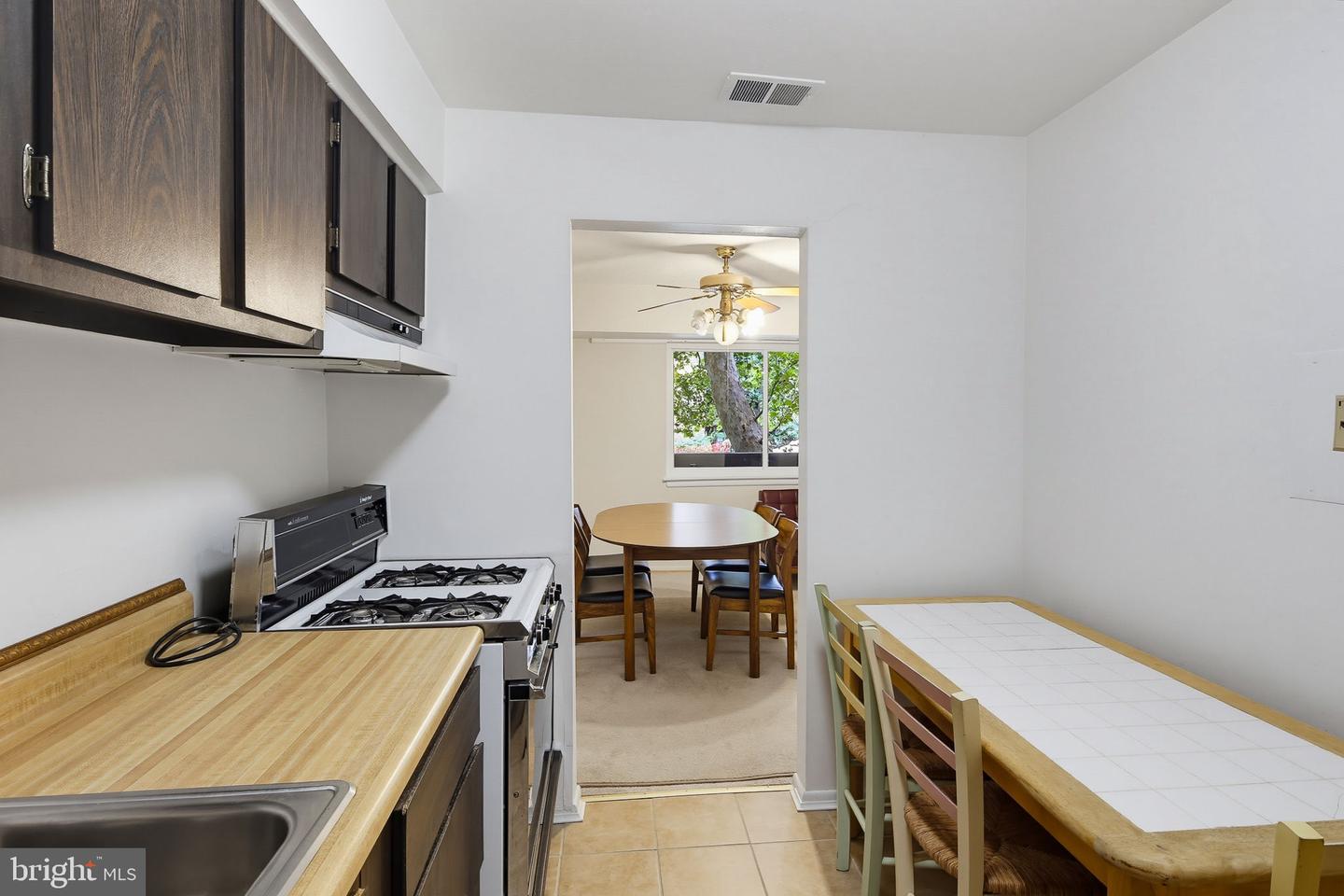 13 Suntop Ct #101 Property Photo 15
