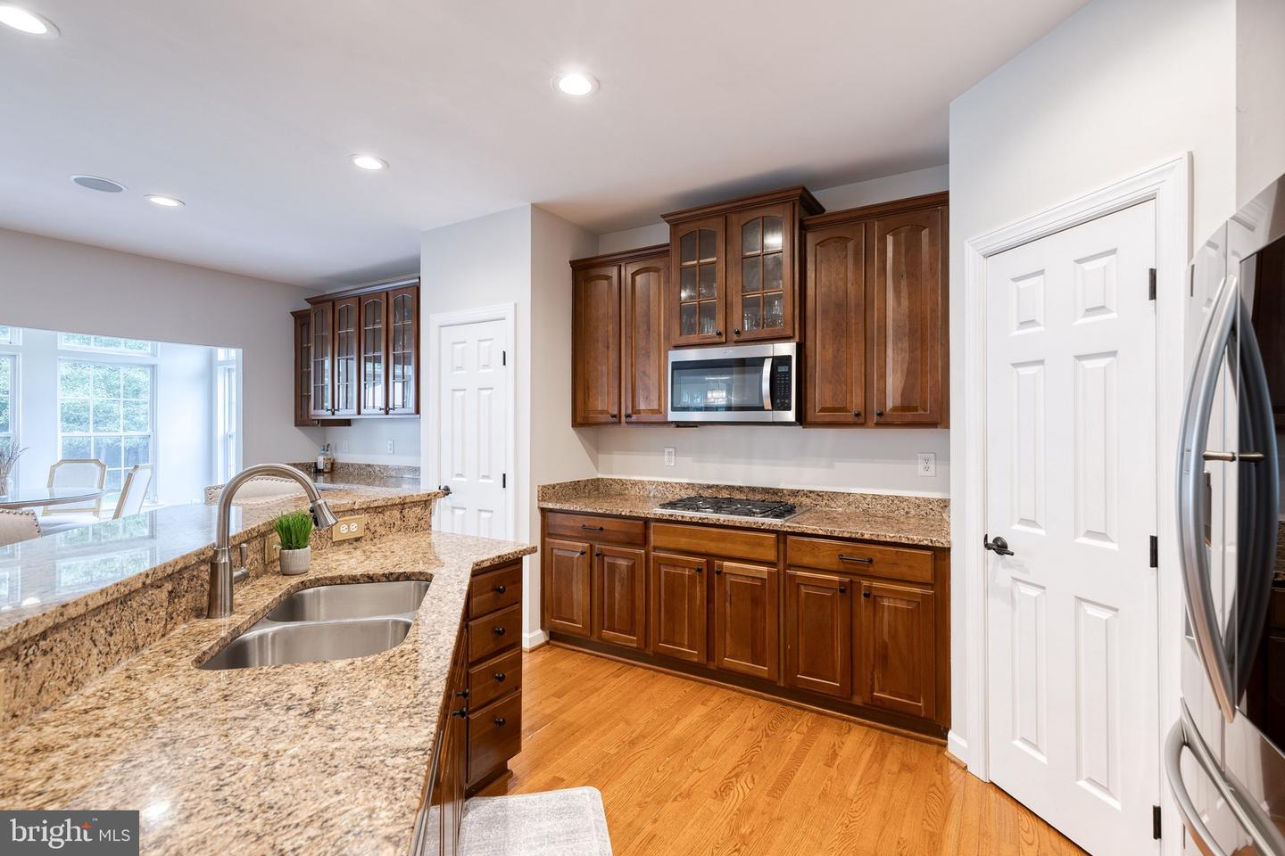4431 Cross Brook Dr Property Photo 8