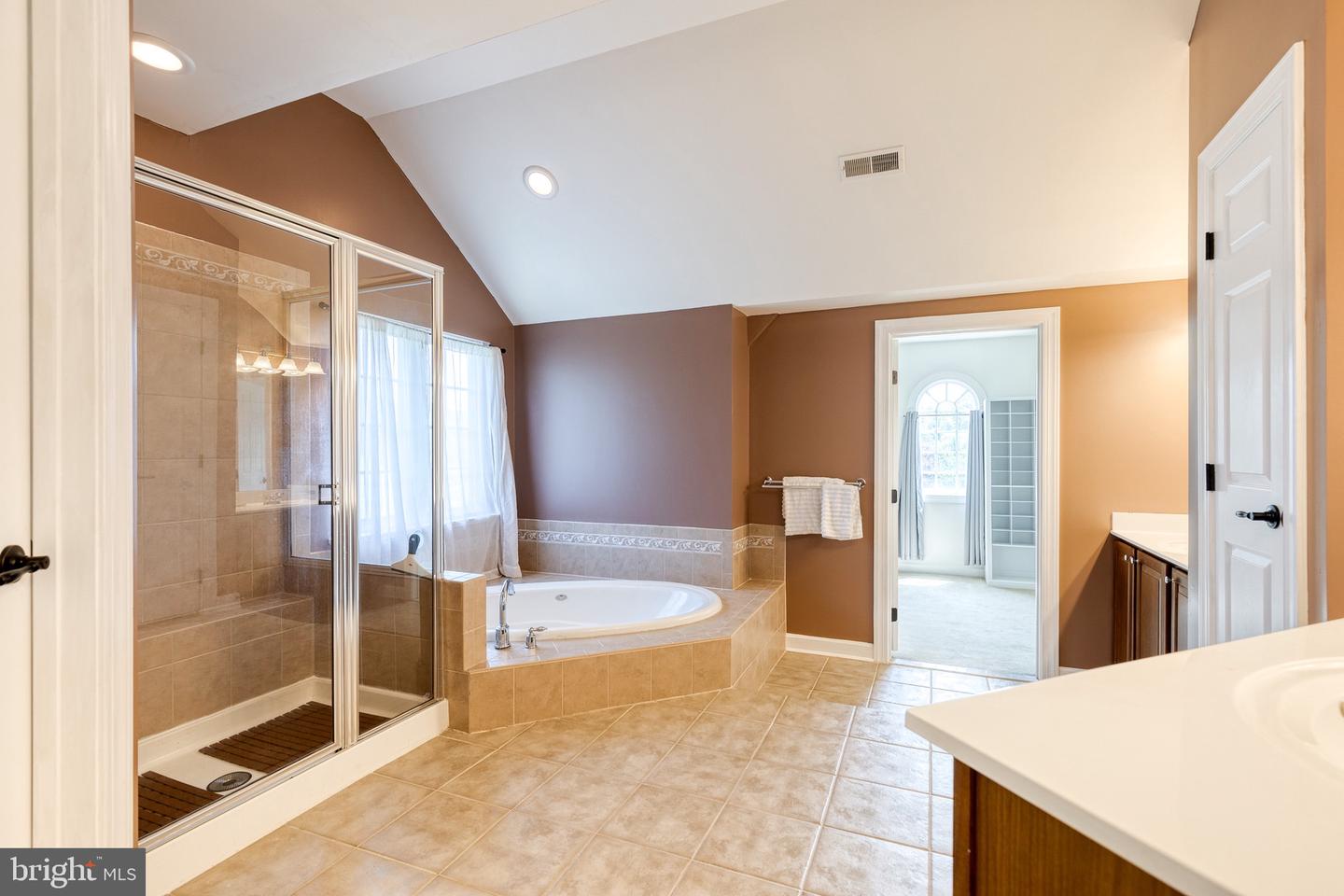 4431 Cross Brook Dr Property Photo 29