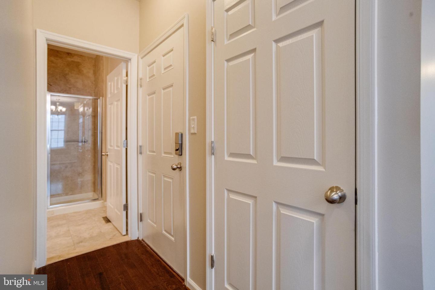 1236 Frances Pl Property Photo 26