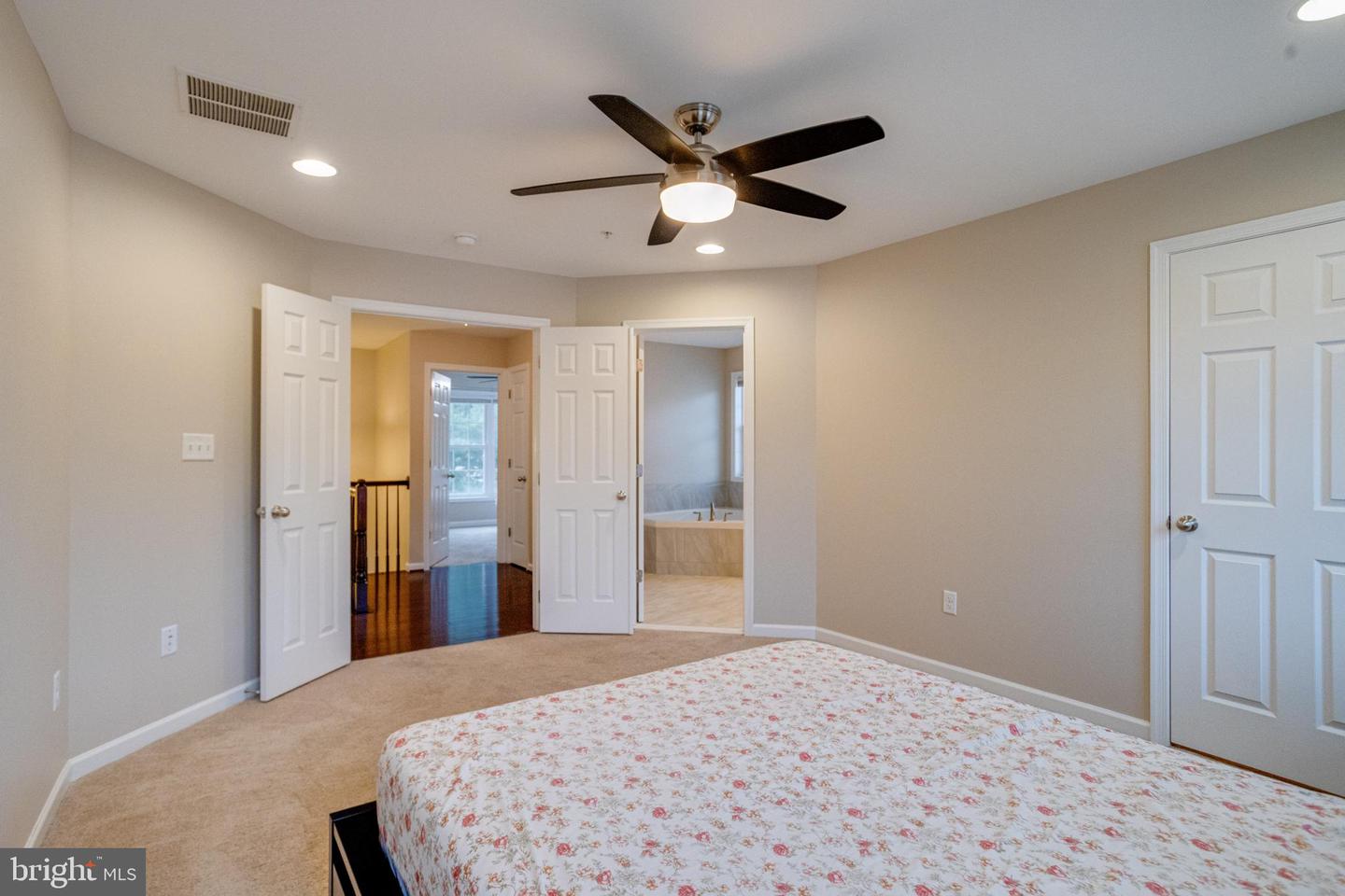 1236 Frances Pl Property Photo 33