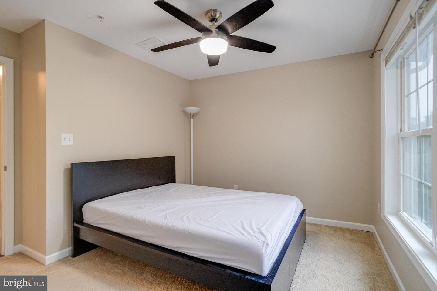 1236 Frances Pl Property Photo 44