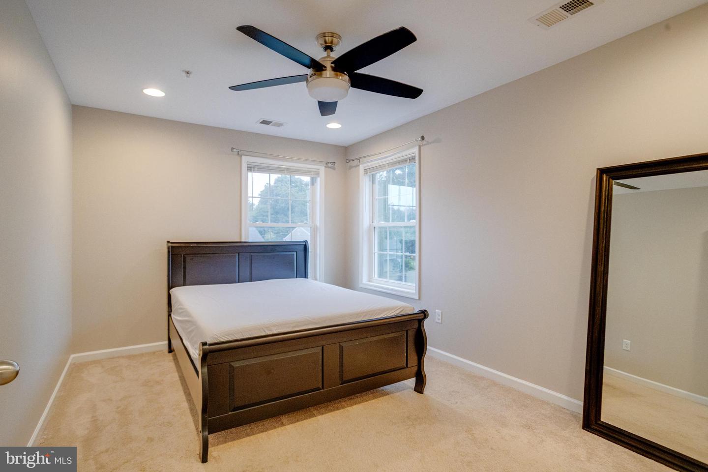 1236 Frances Pl Property Photo 47
