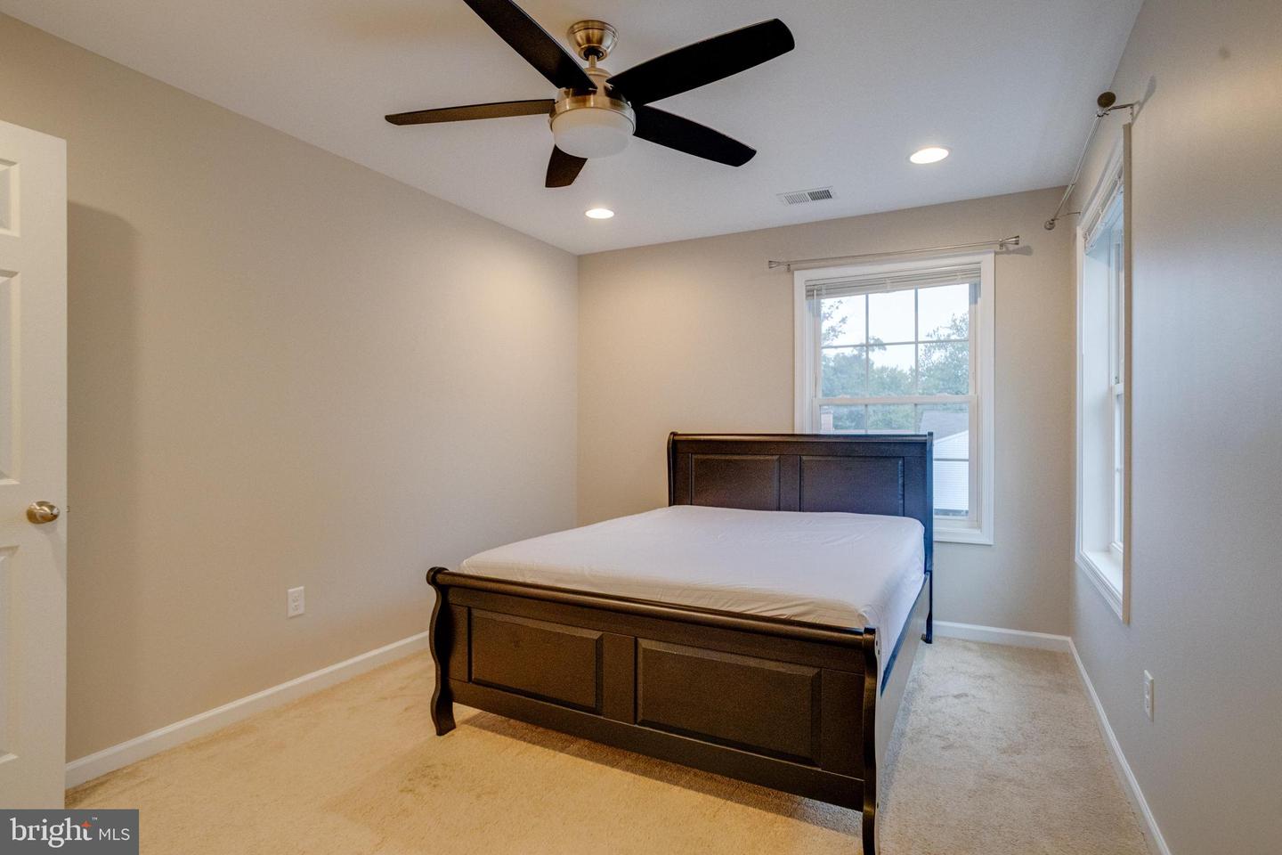 1236 Frances Pl Property Photo 49