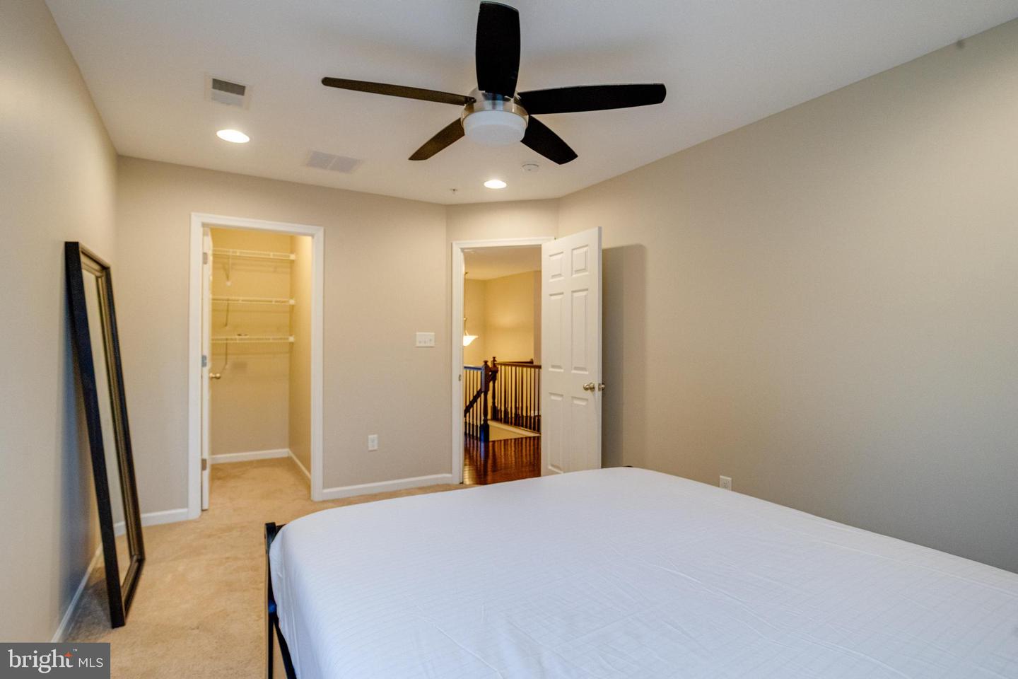1236 Frances Pl Property Photo 50