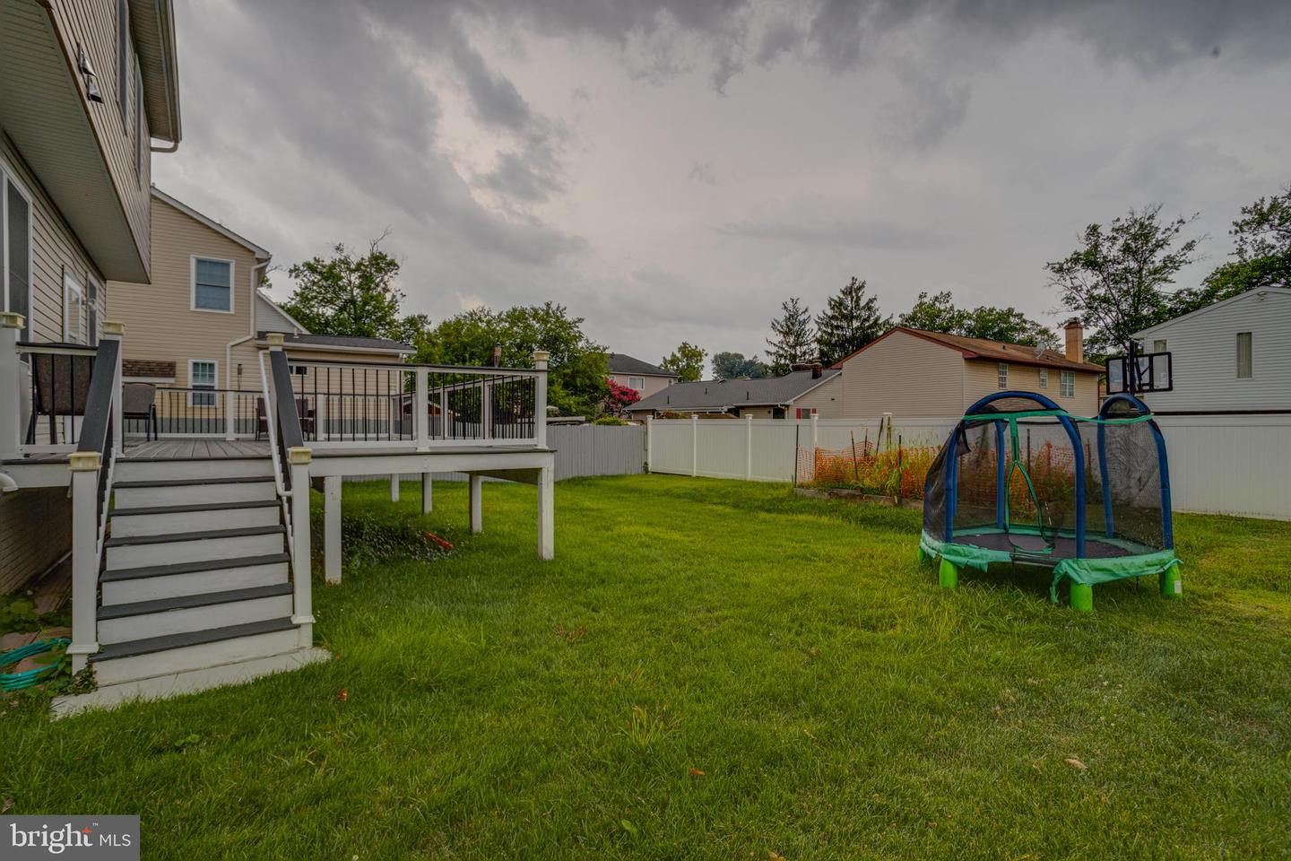 1236 Frances Pl Property Photo 66