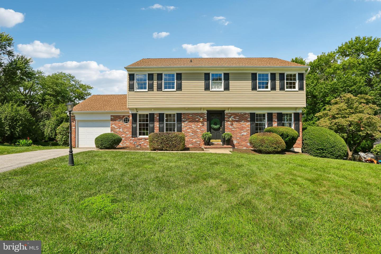4 Overgate Ct Property Photo 1
