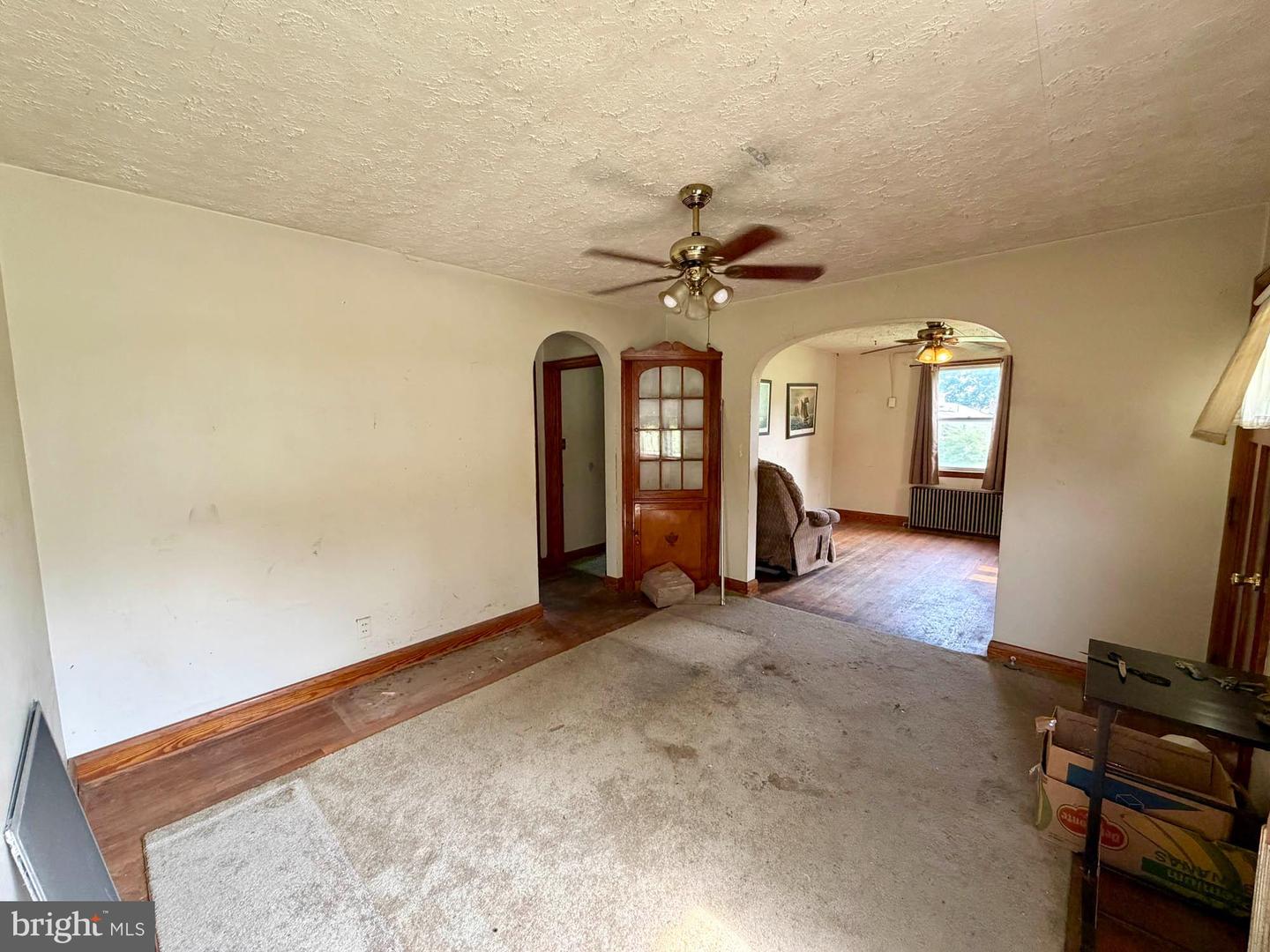3912 Wards Chapel Rd Property Photo 3