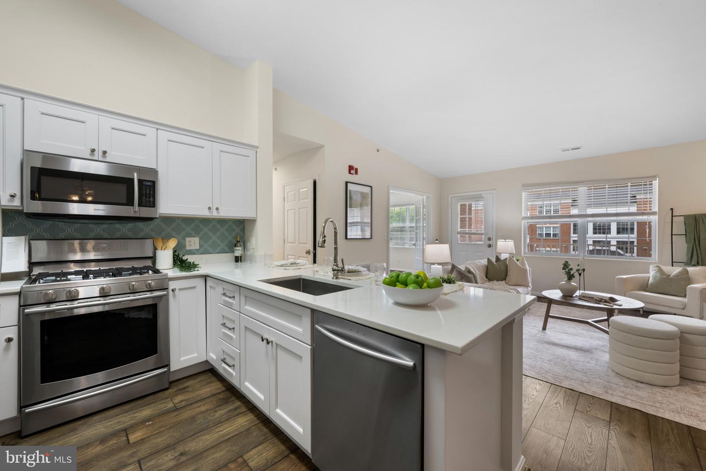 12108 Tullamore Ct #304 Property Photo 13