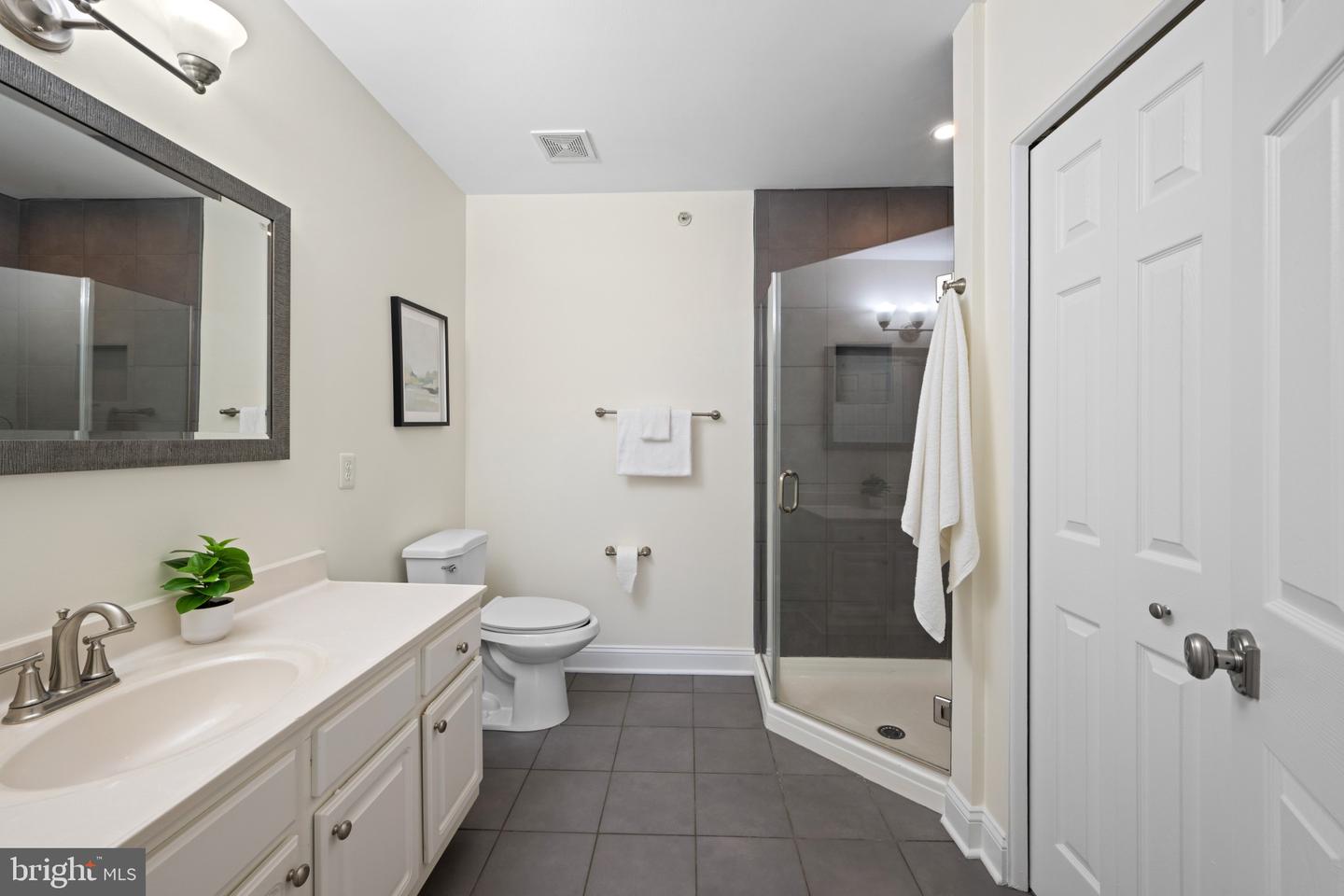 12108 Tullamore Ct #304 Property Photo 28