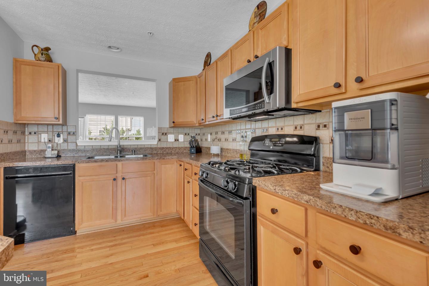 9840 Biggs Rd Property Photo 14